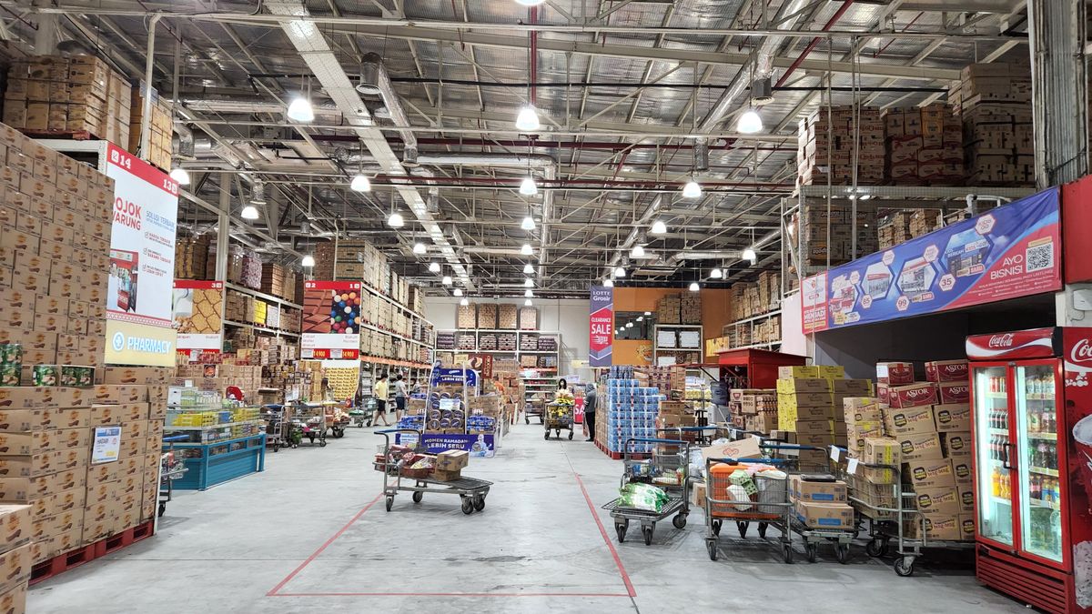 LED Highbay Seçimi: Yüksek Tavanlı Alanlar İçin Rehber